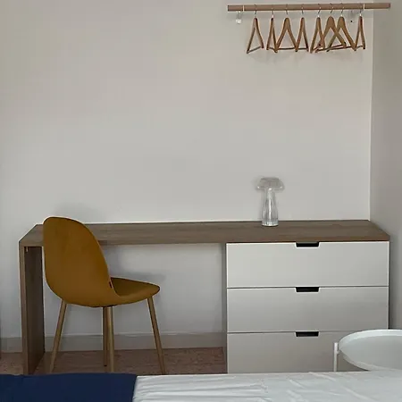 Apartment Giordania Neapel